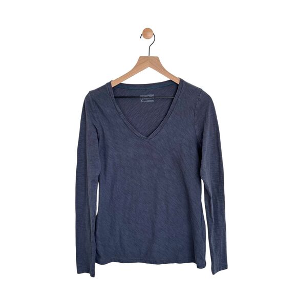 Patagonia Women's Long Sleeve Necessity V-Neck Navy Blue Size Med. - Picture 1 of 3
